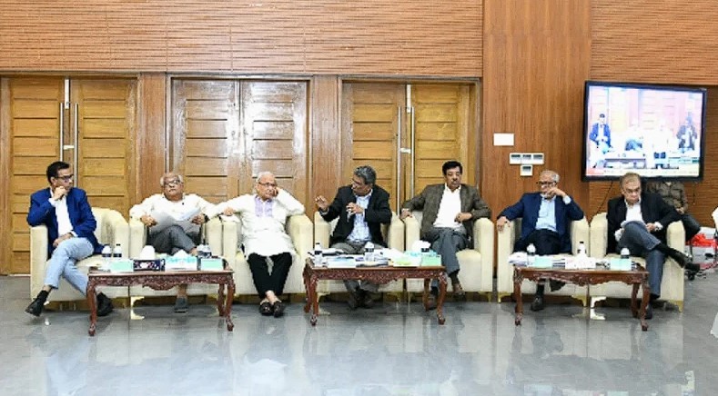 একজন সর্বোচ্চ ১০ বছর প্রধানমন্ত্রী থাকতে পারবেন, সিদ্ধান্তে একমত সব দল