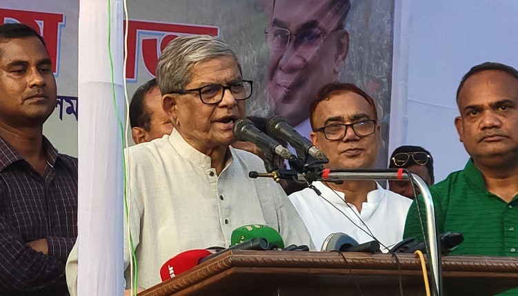 অন্তর্বর্তী সরকার খুব দুর্বল, এদের পেছনে কোনো জনমত নেই: ফখরুল