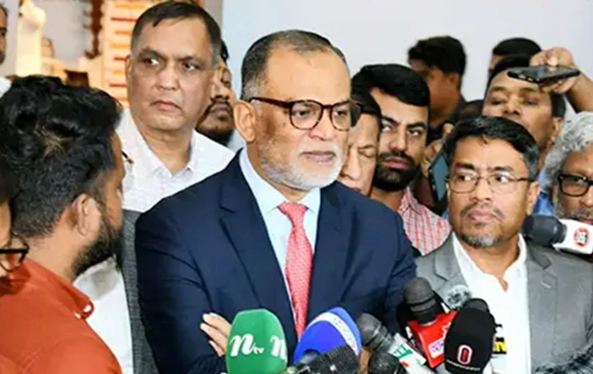 ভোজ্যতেলের দাম সরকার বাড়ায়নি: বাণিজ্য উপদেষ্টা