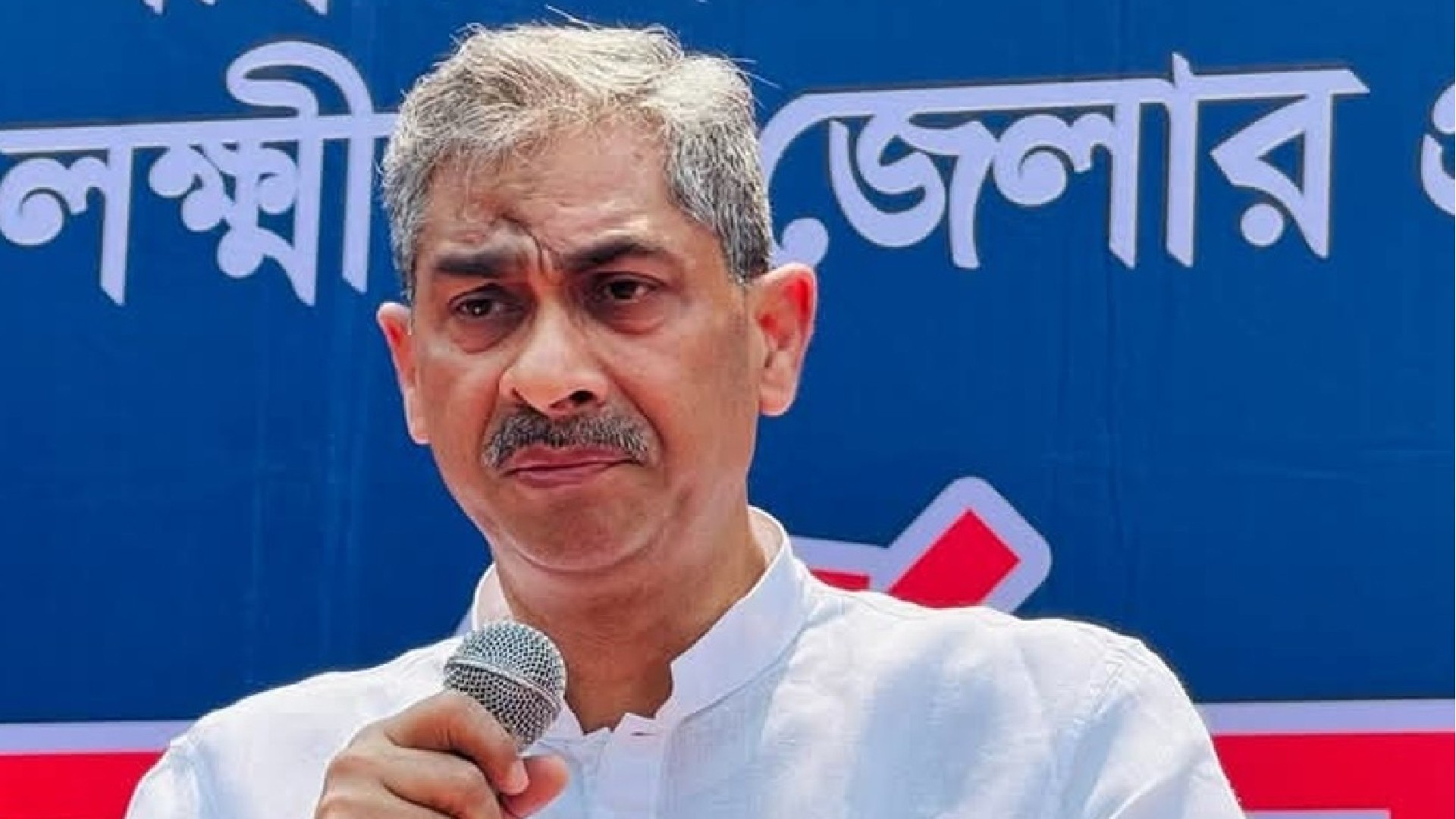 বাংলাদেশে একটি নির্বাচিত সরকার জরুরি হয়ে পড়েছে: এ্যানি