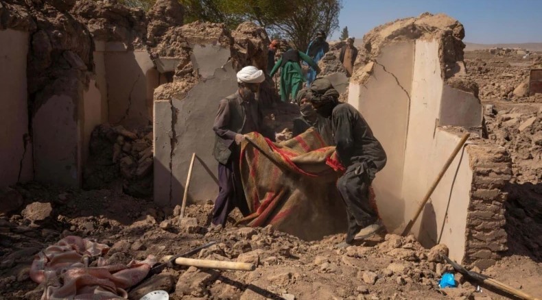 আফগানিস্তানে ভূমিকম্পে মৃতের সংখ্যা বেড়ে ২৫০