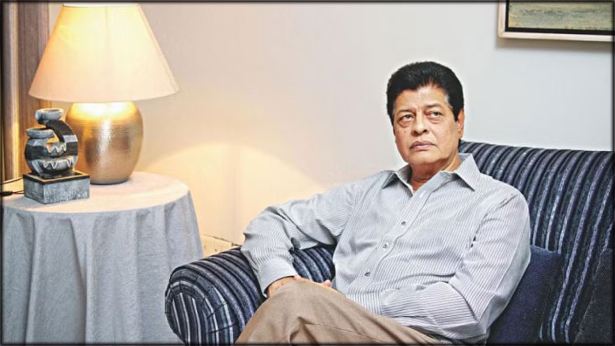 ঢাকার পথে নায়ক ফারুকের মরদেহ