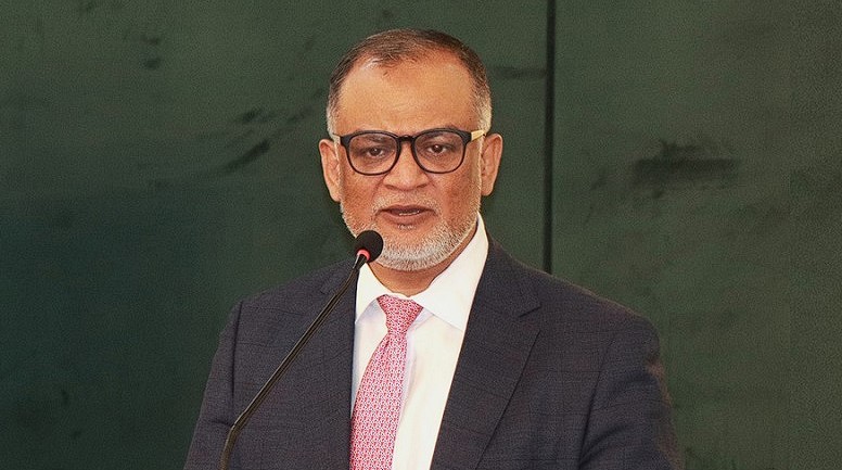 মার্কিন শুল্ক কমানোর বিষয়ে বাংলাদেশ আশাবাদী: বাণিজ্য উপদেষ্টা