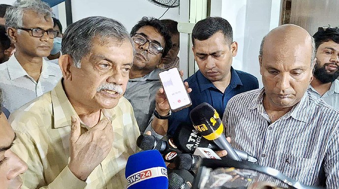 পদত্যাগ করার কোনো ইচ্ছা নেই, সরকার বললে চলে যাবো: শিক্ষা উপদেষ্টা