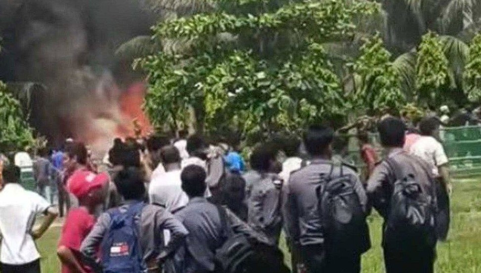 বিমান বিধ্বস্তে নিহত ১, দগ্ধ ২৫ জনকে নেয়া হয়েছে বার্ন ইউনিটে