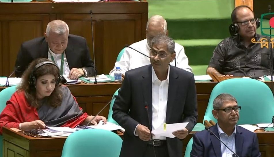 পদ্মা ব্যারেজ নির্মাণে অগ্রাধিকার দিচ্ছে সরকার: পানিসম্পদমন্ত্রী