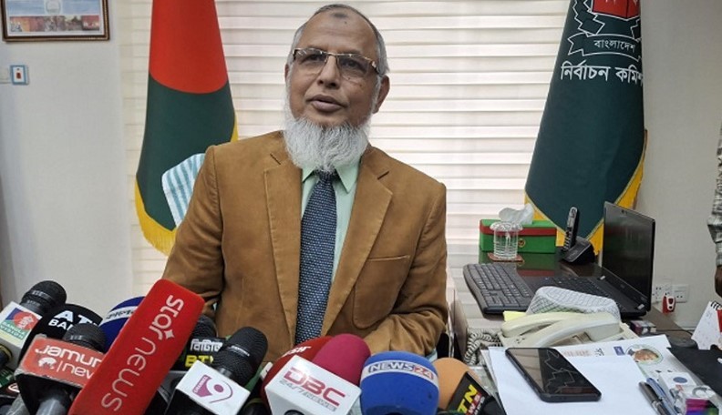 নির্বাচন নিয়ে শঙ্কা নেই, মাঠের পরিবেশ বেশ চমৎকার: ইসি আনোয়ারুল