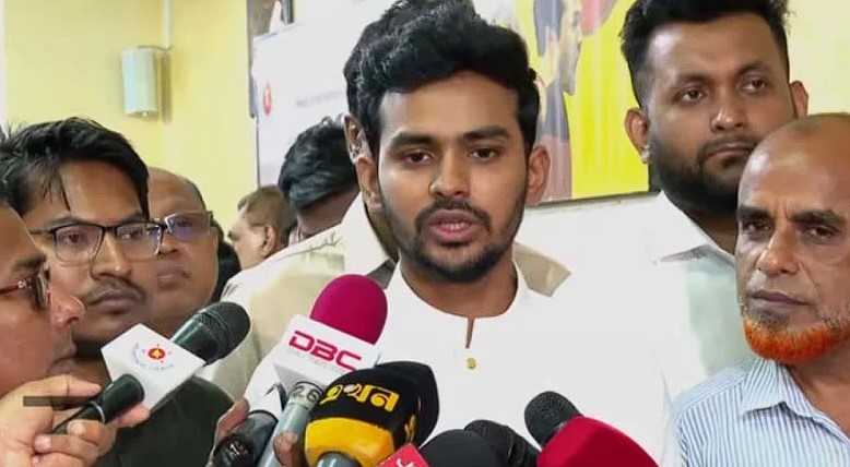 ইশরাকের শপথ নিয়ে অনেক জটিলতা আছে: উপদেষ্টা আসিফ মাহমুদ